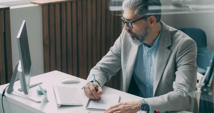 Why successful people finally seek international medical expertise: real decision moments