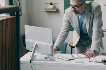 Why successful people finally seek international medical expertise: real decision moments